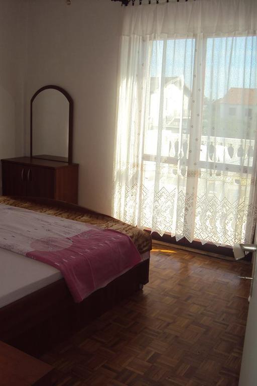Apartments Marko Врси Екстер'єр фото